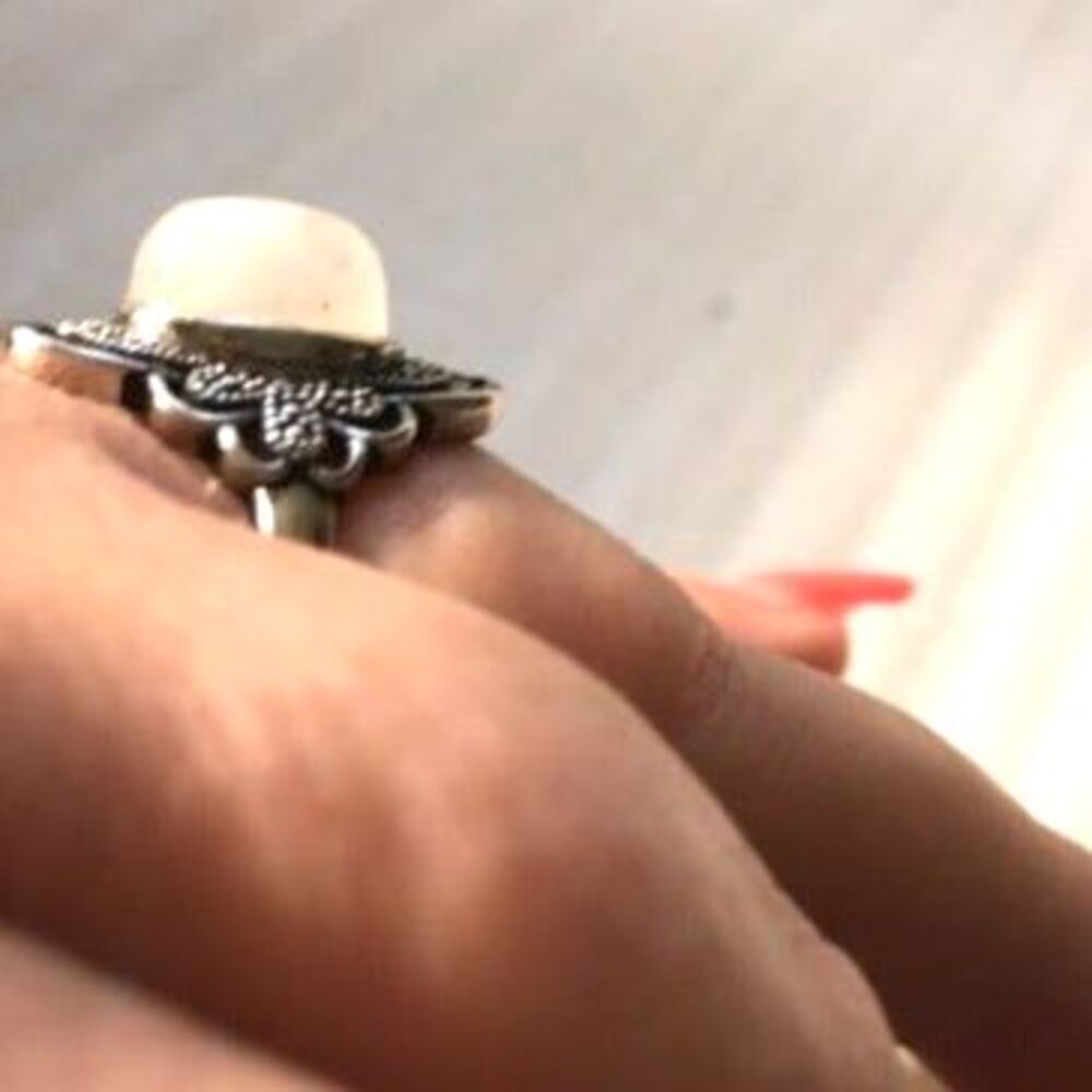 Beautiful Moonstone Ring - Adjustable - Picture 4 of 5